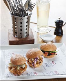 American Hotel - Accommodation 4U 1