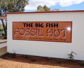 Big Fish Fossil Hut At Peak Hill - Accommodation 4U 0