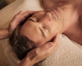 Prani Glow Day Spa - Accommodation 4U 1