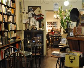 The Known World Bookshop & Boutique City Apartment - Accommodation 4U 2