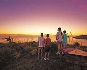 Bushwalking On Keswick Island - Accommodation 4U 3