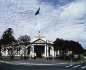 Museum Of The Riverina - Historic Council Chambers Site - Accommodation 4U 0
