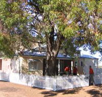Australian Inland Mission Hospital - Accommodation 4U