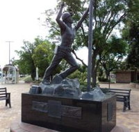 Miners Memorial Statue - Accommodation 4U
