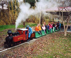 Holbrook Miniature Railway - Accommodation 4U 0