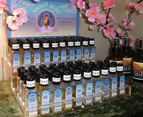 Hugs Across The Cosmos - Accommodation 4U 3