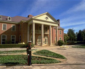 United States Of America, Embassy Of The - Accommodation 4U 1