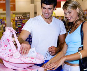 Canberra Outlet Centre - Accommodation 4U 1