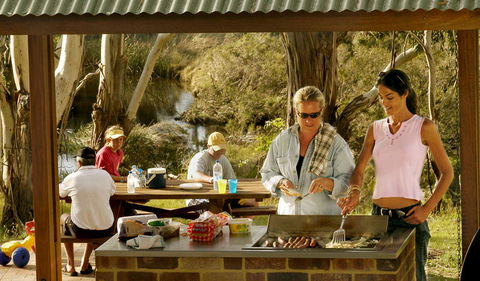 Apsley Falls Picnic Area - Accommodation 4U 0