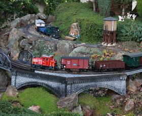 All Aboard Braemar Model Railways - Accommodation 4U 3