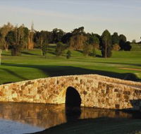 Camden Golf Club - Accommodation 4U