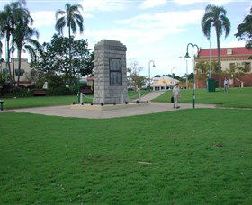 Sandgate War Memorial Park - Accommodation 4U 2