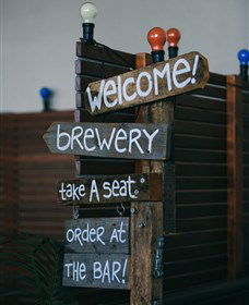4 Pines Brewing Company - Accommodation 4U 5