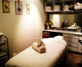 Refresh Face And Body - Accommodation 4U 0