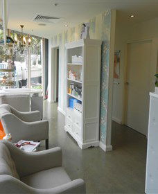 Refresh Face And Body - Accommodation 4U 2