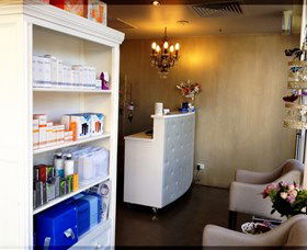 Refresh Face And Body - Accommodation 4U 1