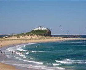 Nobbys Beach - Accommodation 4U 0