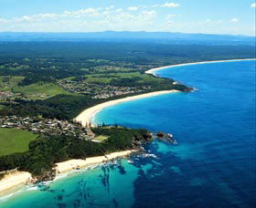 Black Head Beach - Accommodation 4U 0