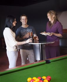 Club300 Bowling And Bar - Accommodation 4U 5