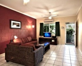 Cable Beachside Villas - Accommodation 4U 0
