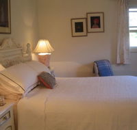 Trafalgar Bed and Breakfast and Annie's cottage - Accommodation 4U