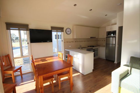 BIG4 Deniliquin Holiday Park - Accommodation 4U 12