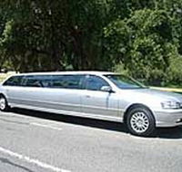 In Vogue Limousines - Accommodation 4U