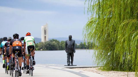 R G Menzies Walk - Accommodation 4U 0