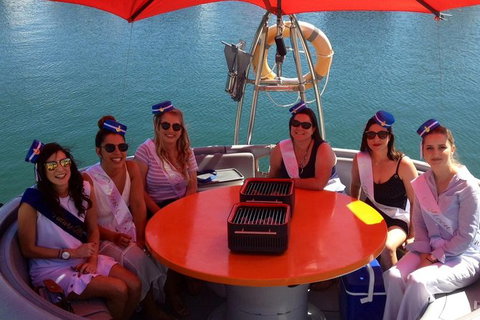 Self-Drive BBQ Boat Hire Mandurah - Group Of 7 - 10 People - Accommodation 4U 3