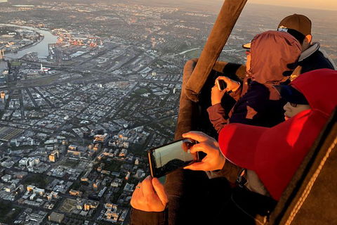 Melbourne Balloon Flights, The Peaceful Adventure - Accommodation 4U 5