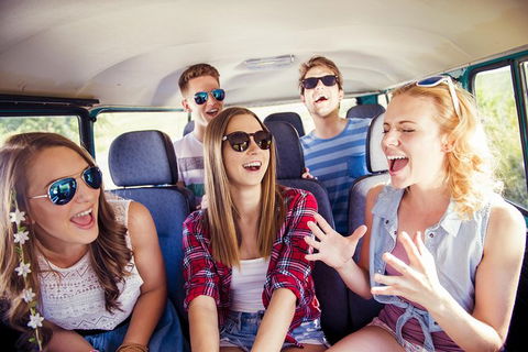 Round Trip Transfer In Private Minivan From-to Melbourne Airport In Melbourne - Accommodation 4U 4