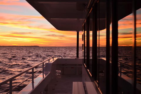 Hervey Bay Sunset Cruise - Accommodation 4U 1