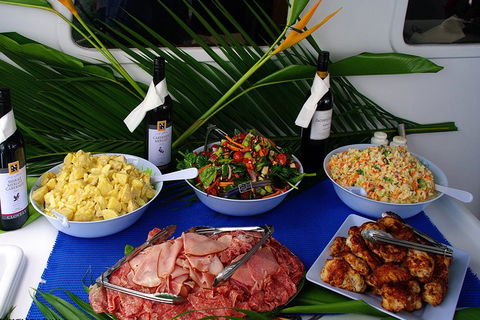 Three-Quarter Day Hervey Bay Premium Whale Watching Cruise - Accommodation 4U 10