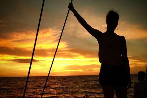 Sunset 3-Hour Cruise From Darwin Includes Dinner And Sparkling Wine - Accommodation 4U 8