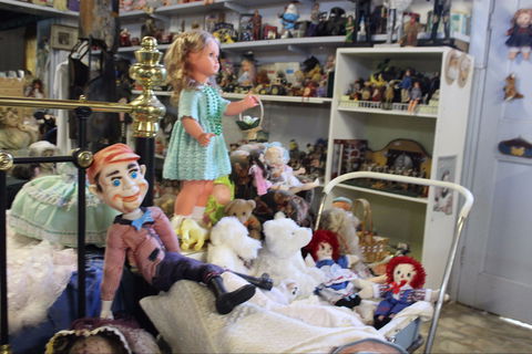 Gerogery Doll Museum - Accommodation 4U 2