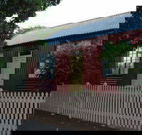 Portable Iron Houses - Accommodation 4U