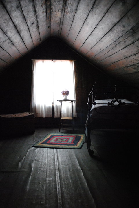 Portable Iron Houses - Accommodation 4U 2