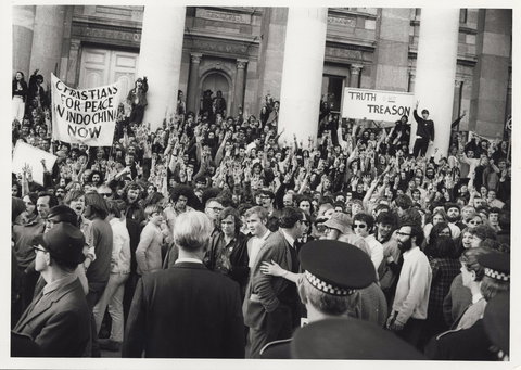 The Centre Of Democracy - Accommodation 4U 0