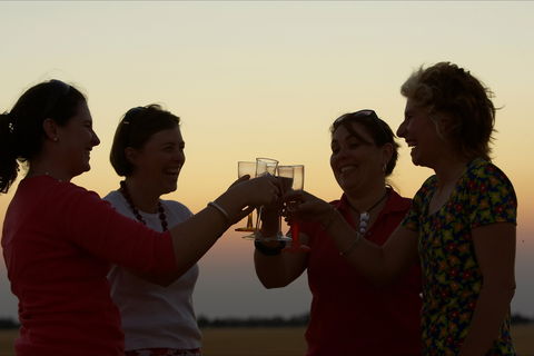 Hay Sunset Viewing Area - Accommodation 4U 0