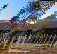 McFeeters Motor Museum and Visitor Information Centre - Accommodation 4U