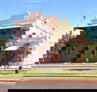 Old Gentleman's Club - Accommodation 4U