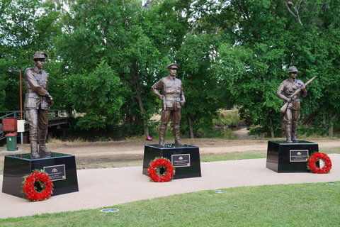 VC Memorial Park - Honouring Our Heroes - Accommodation 4U 0