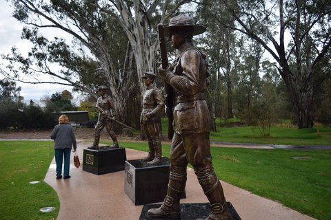 VC Memorial Park - Honouring Our Heroes - Accommodation 4U 1