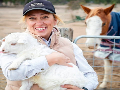 Outback Pony Rides Farm Experience - Accommodation 4U 1