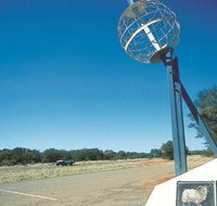 Tropic of Capricorn Marker - Accommodation 4U