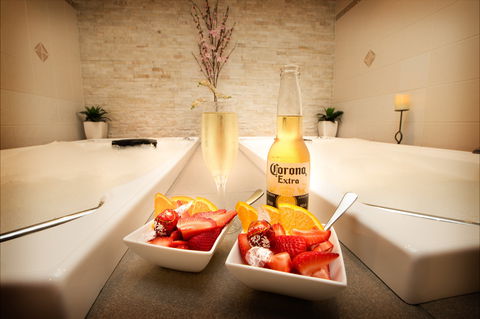 Aqua Vitae Day Spa - Accommodation 4U 0