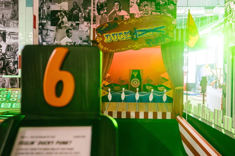 Holey Moley Carousel - Accommodation 4U 2