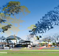 Eddie Santaguiliana Way - Accommodation 4U