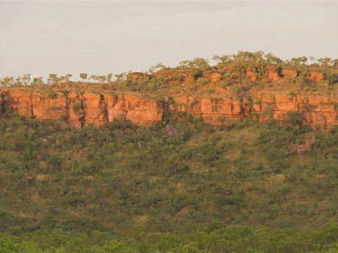 Escarpment Walk - Accommodation 4U 2