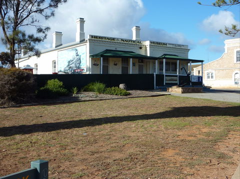 Historic Wallaroo Town Drive - Accommodation 4U 1